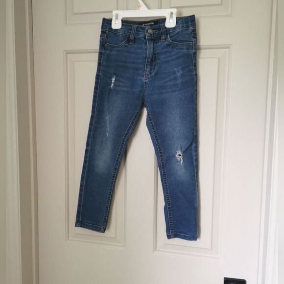 2/$20 Aeropostale kids girls  jeans size 6 - Picture 1 of 4